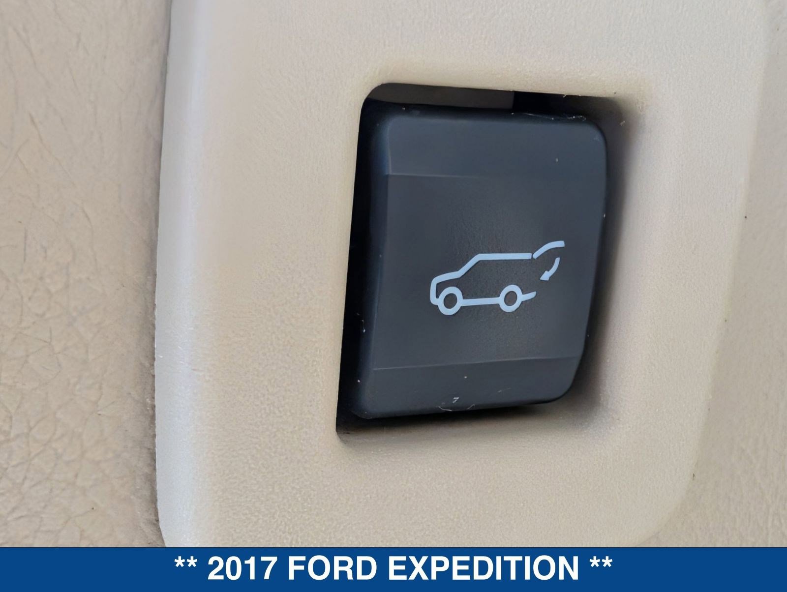Used 2017 Ford Expedition Limited w/ Equipment Group 301A image 14