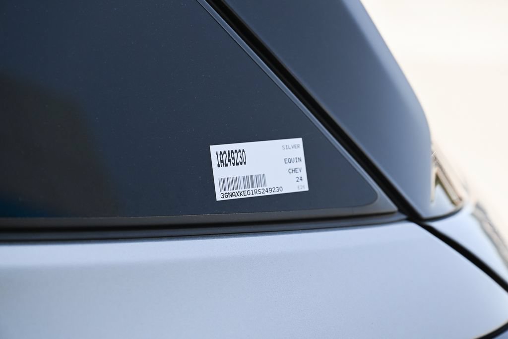 Used 2024 Chevrolet Equinox LT FWD image 44