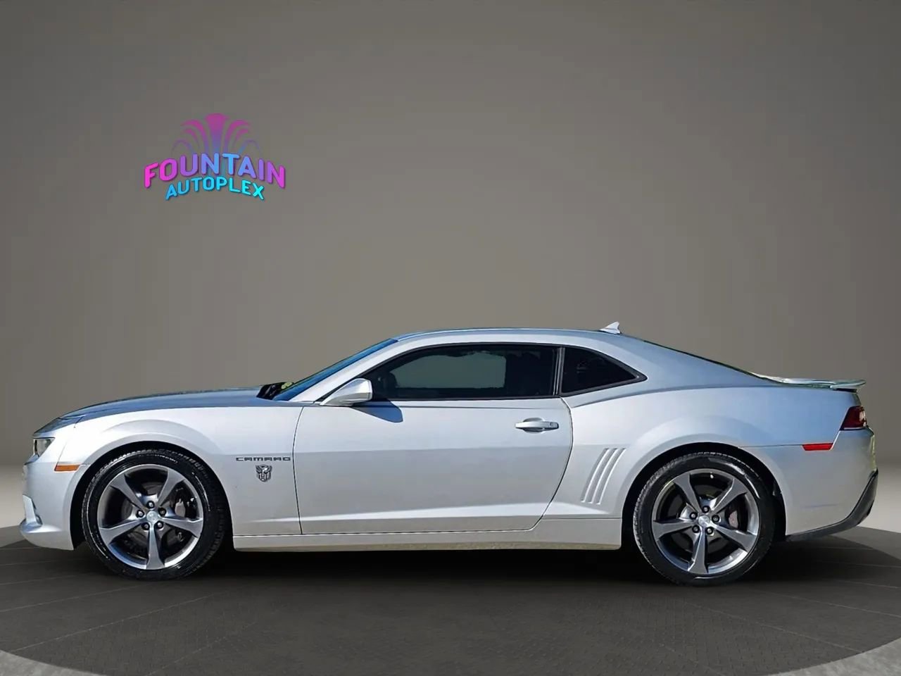 Used 2014 Chevrolet Camaro SS w/ RS Package RWD image 2