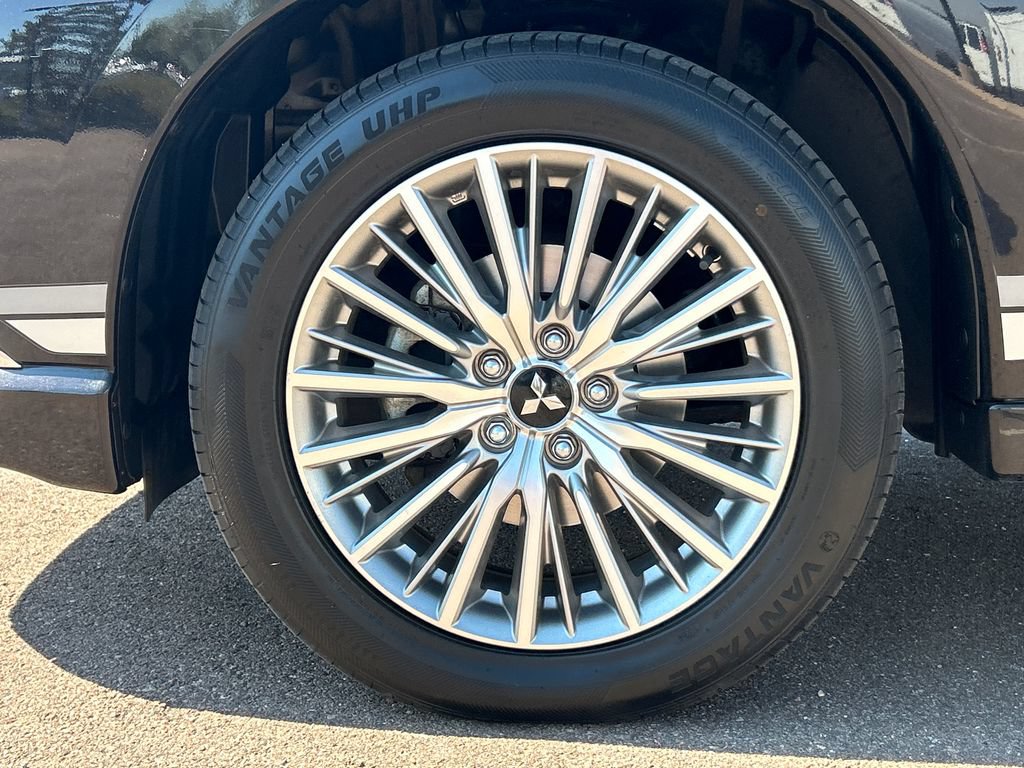 Used 2020 Mitsubishi Outlander GT AWD/4WD image 26