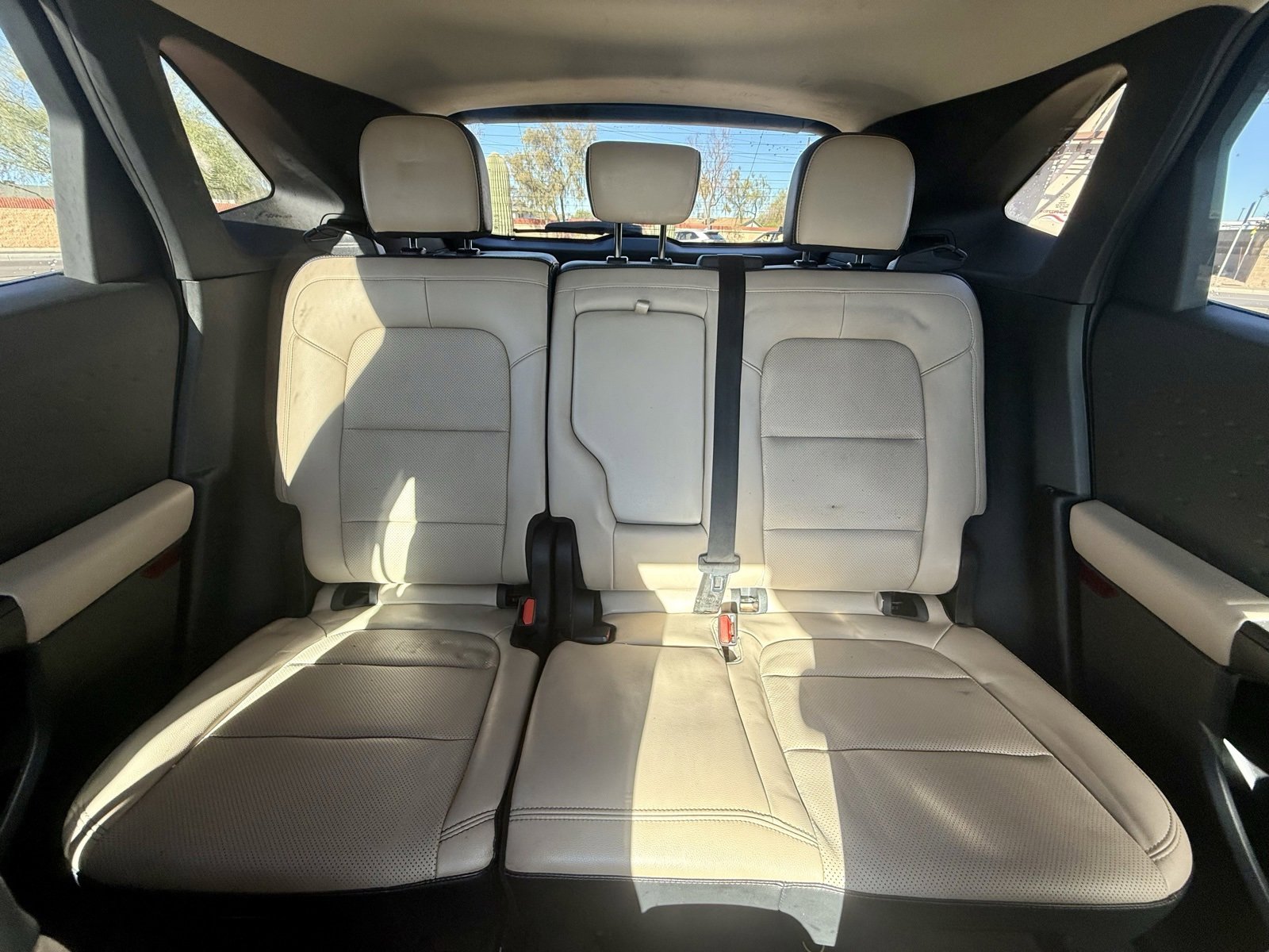 Used 2020 Ford Escape SEL image 17