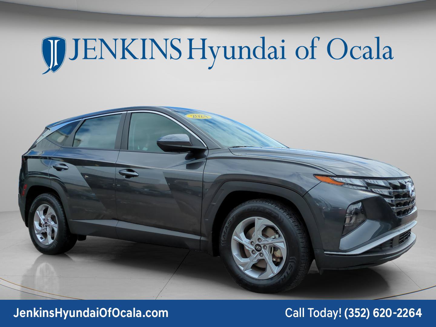 Certified 2024 Hyundai Tucson SE FWD image 1