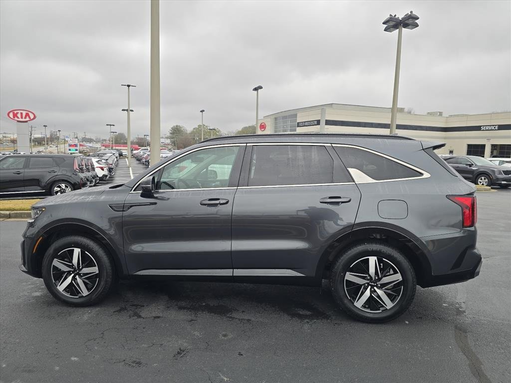 Certified 2022 Kia Sorento S image 6
