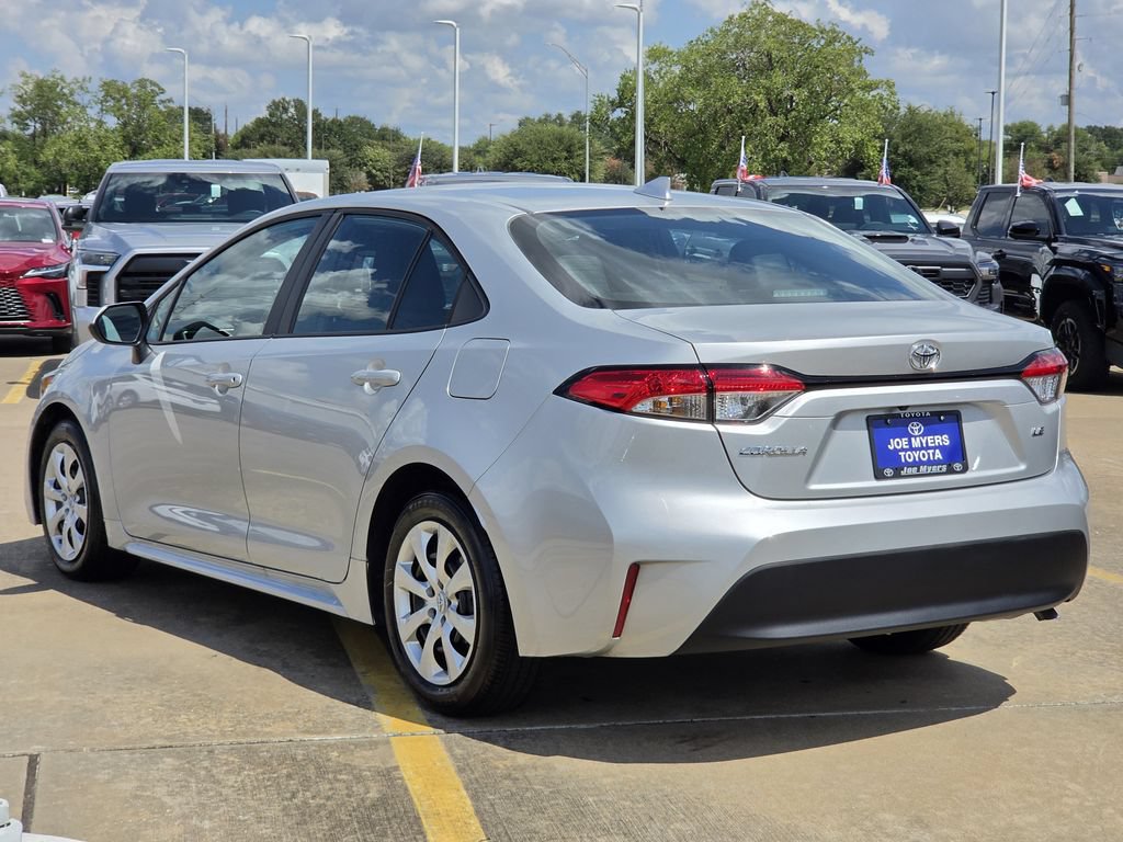 Used 2026 Toyota Corolla LE FWD image 7