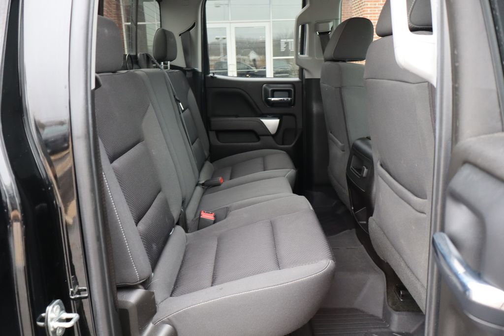 Used 2018 Chevrolet Silverado 1500 LT w/ All Star Edition image 41