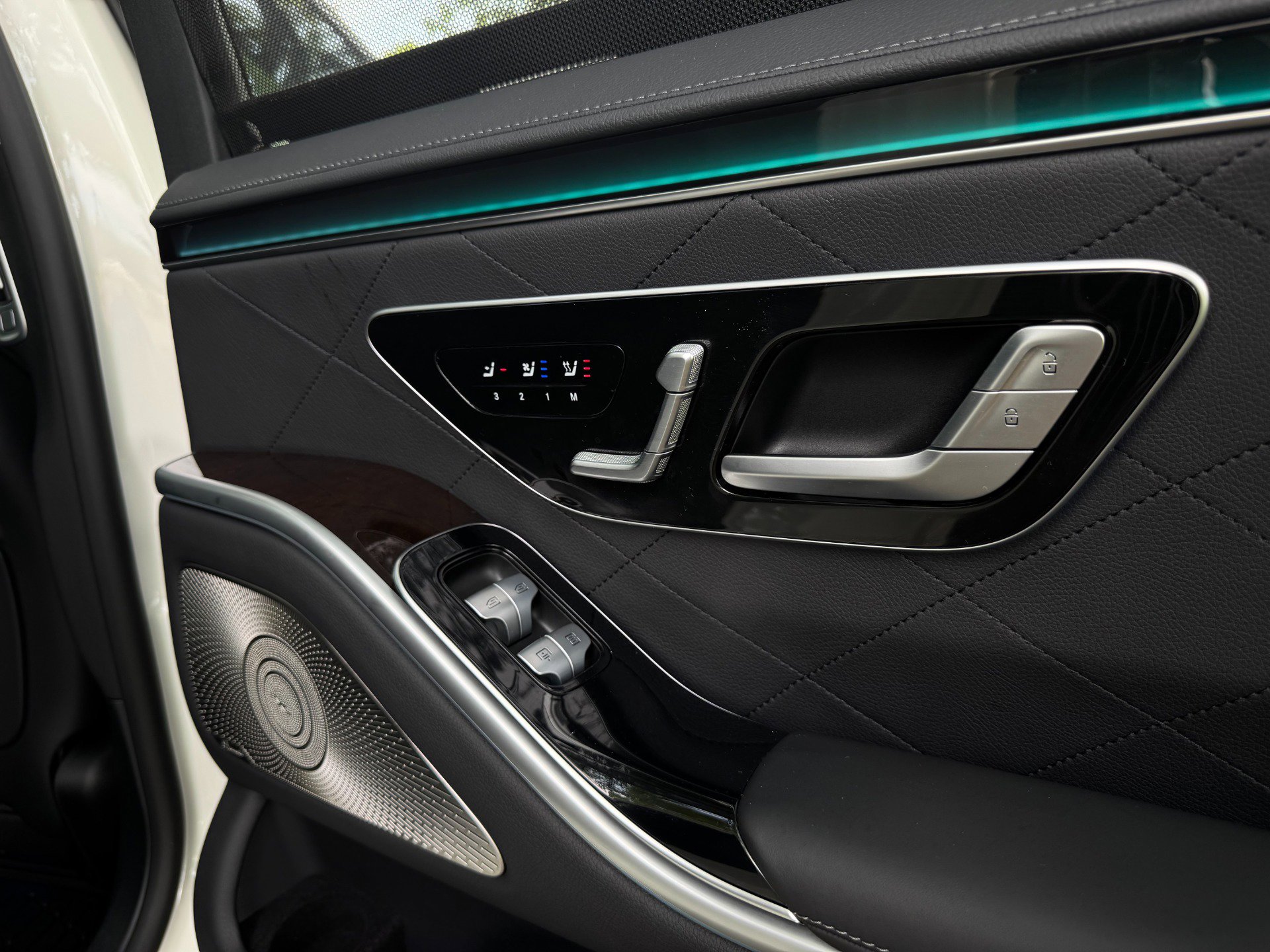 Used 2023 Mercedes-Benz S 580 4MATIC Sedan image 37