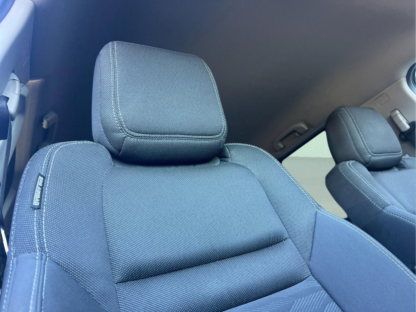 Used 2024 Nissan Frontier SV w/ SV Convenience Package image 16