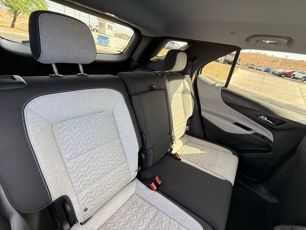 Used 2024 Chevrolet Equinox LS w/ LS Convenience Package image 18