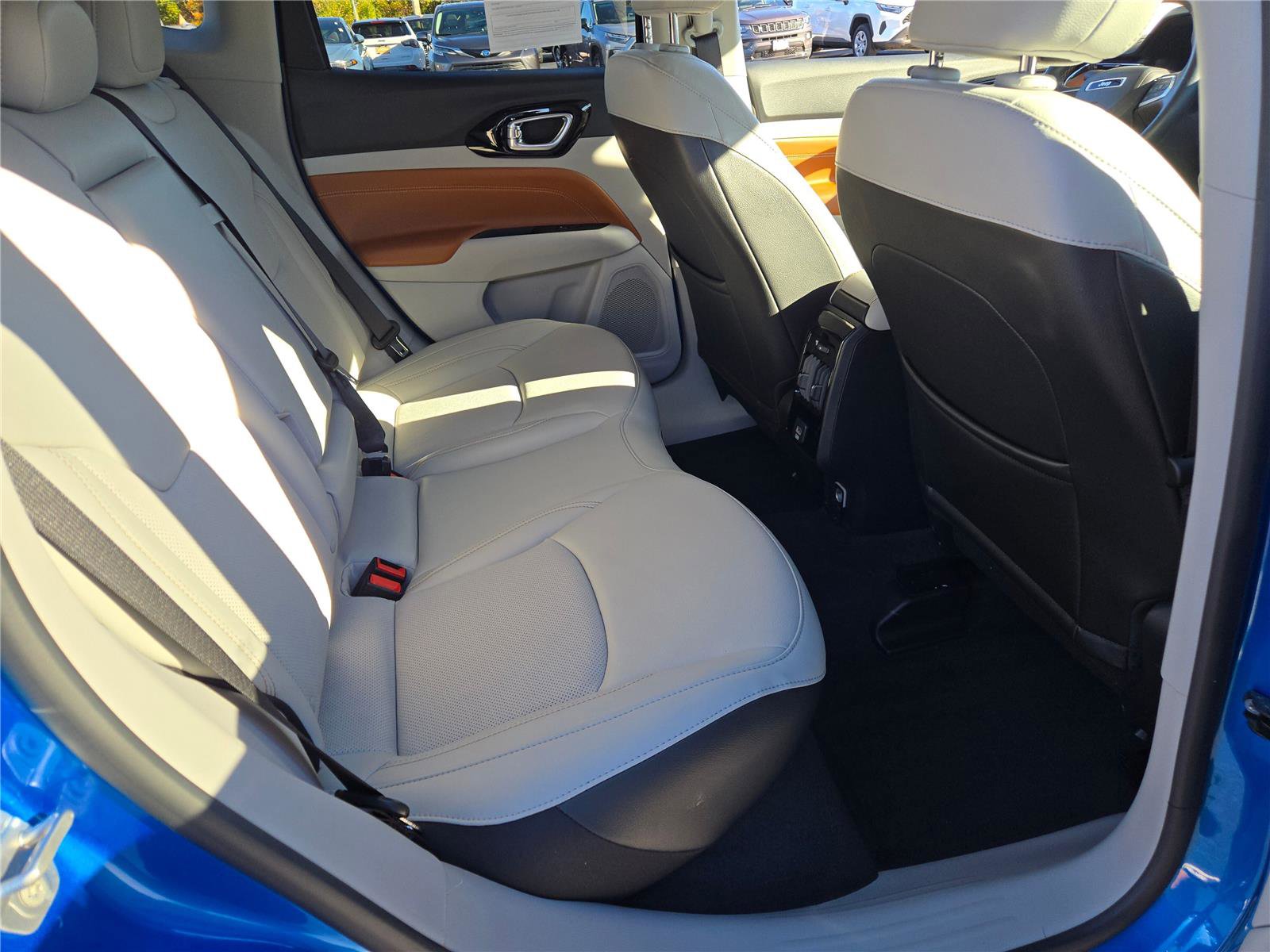 Certified 2022 Jeep Compass Limited image 11