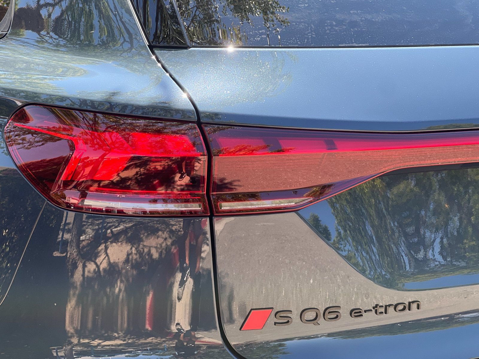New 2027 Audi SQ6 e-tron Premium Plus AWD/4WD image 29