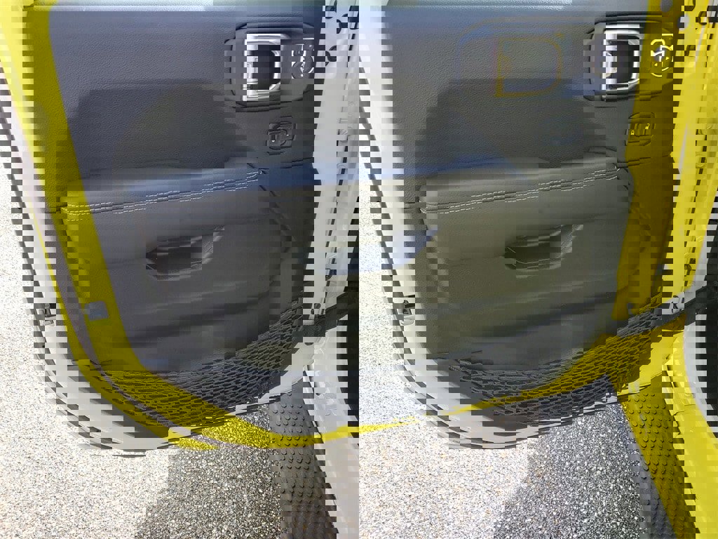 Used 2022 Jeep Wrangler Unlimited Sahara image 8