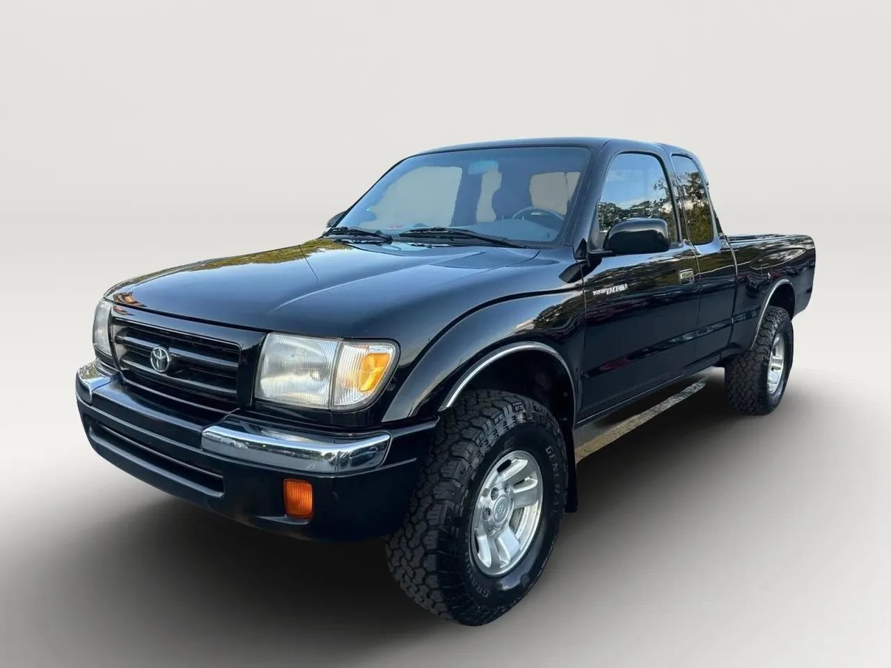 Used 1998 Toyota Tacoma PreRunner w/ Convenience Pkg RWD image 2