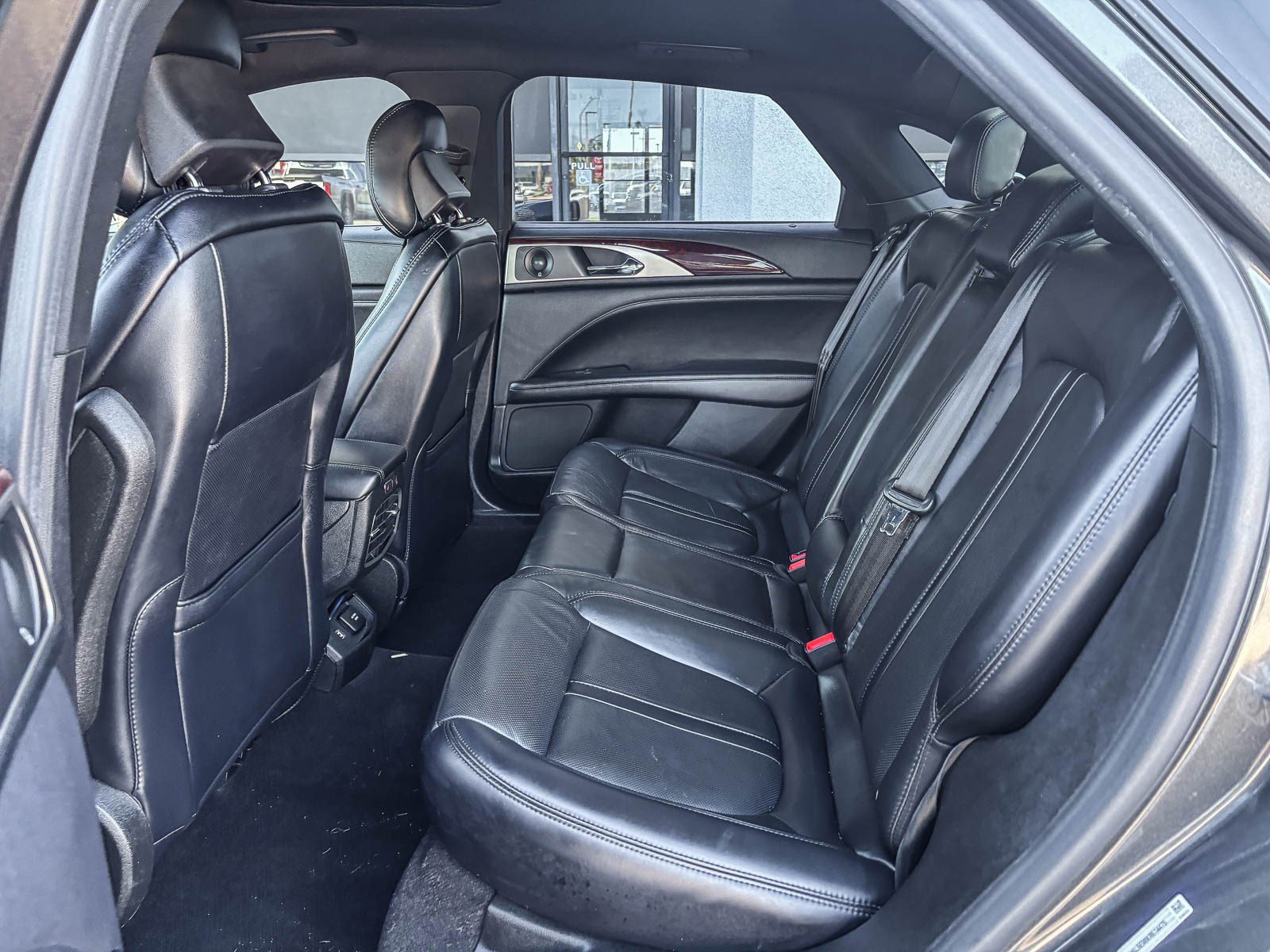 Used 2019 Lincoln MKZ Reserve FWD image 21