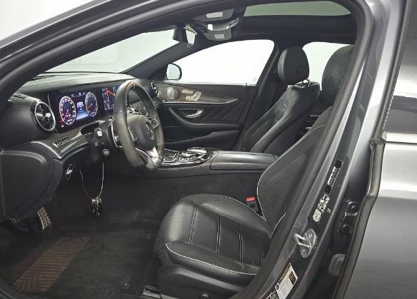Used 2018 Mercedes-Benz E 63 AMG S image 3