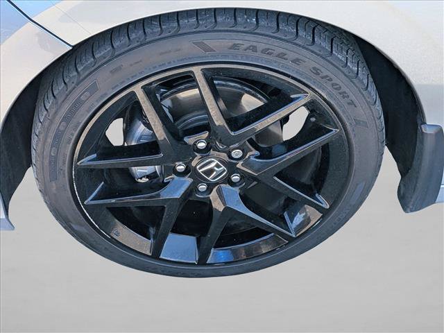 Used 2025 Honda Civic Sport image 28