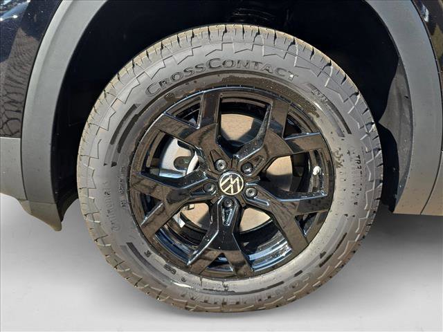 New 2026 Volkswagen Atlas Peak Edition image 10