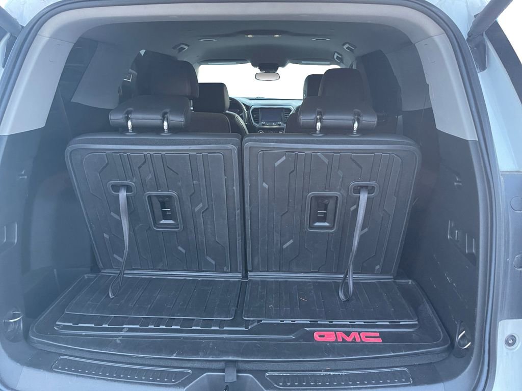 Used 2023 GMC Acadia AT4 w/ Technology Package image 21
