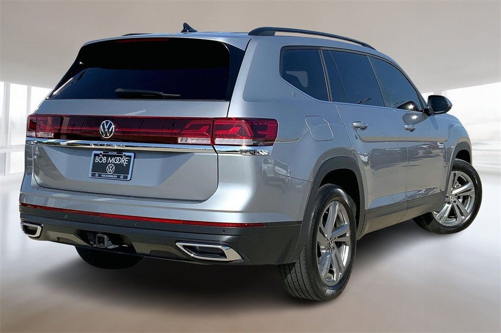 Used 2024 Volkswagen Atlas SE image 2