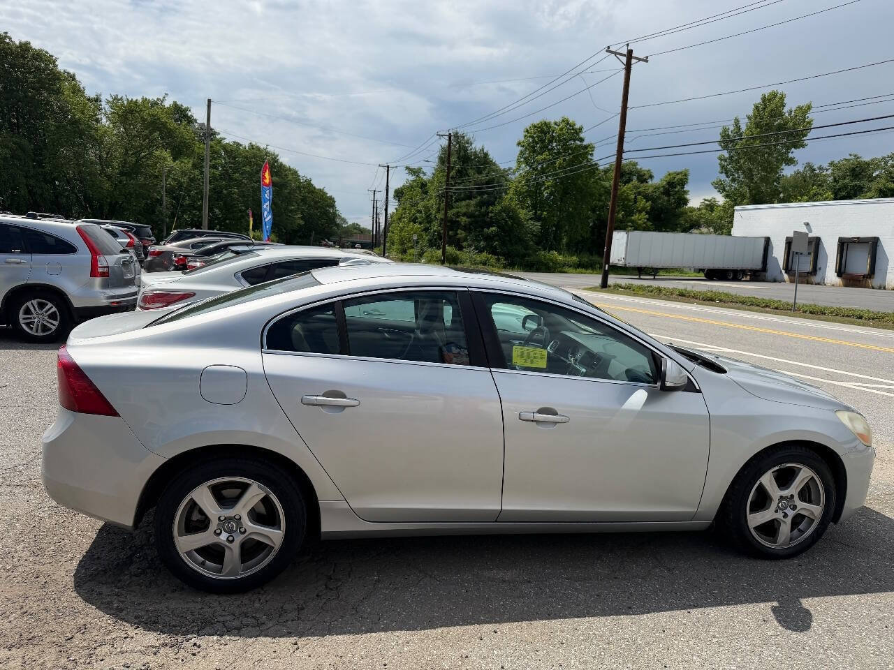 Used 2012 Volvo S60 T5 FWD image 3