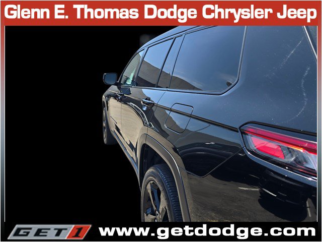 Certified 2024 Jeep Grand Cherokee L Laredo AWD/4WD image 11