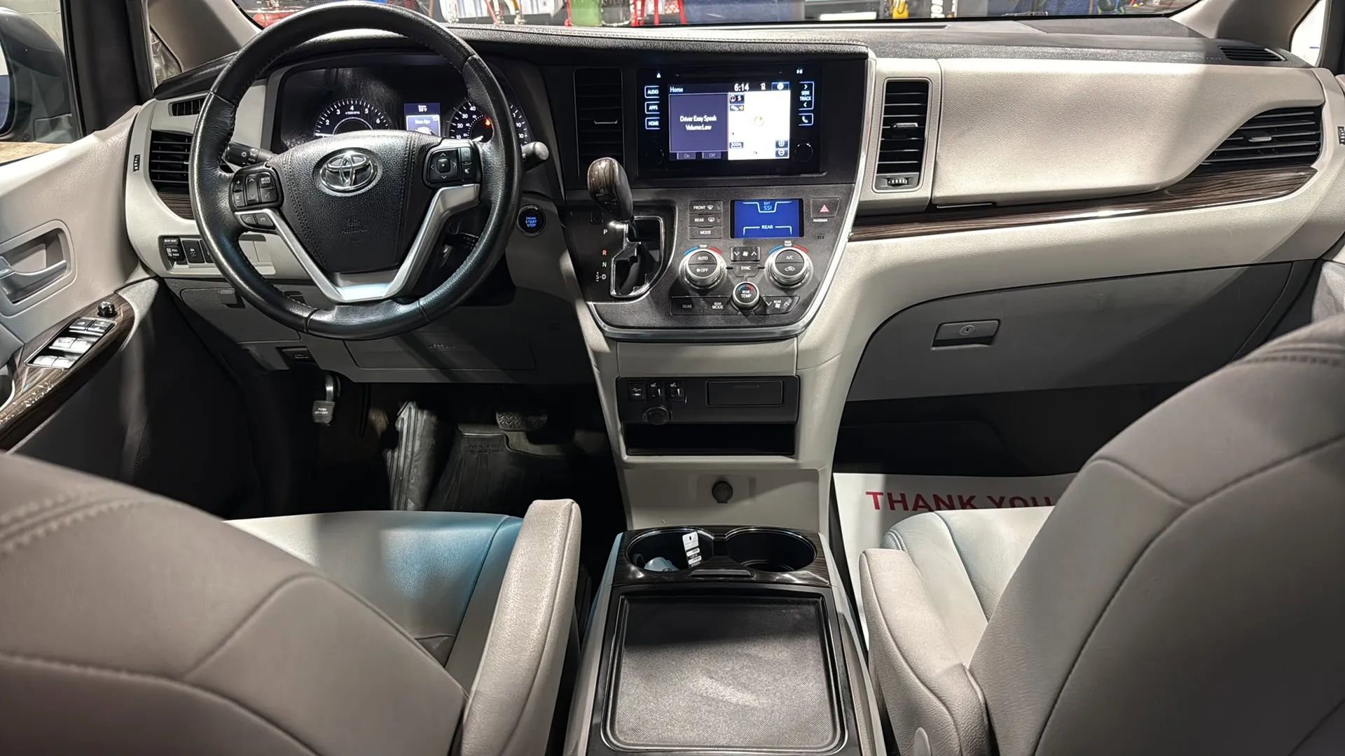 Used 2017 Toyota Sienna XLE w/ XLE Navigation Package FWD image 18