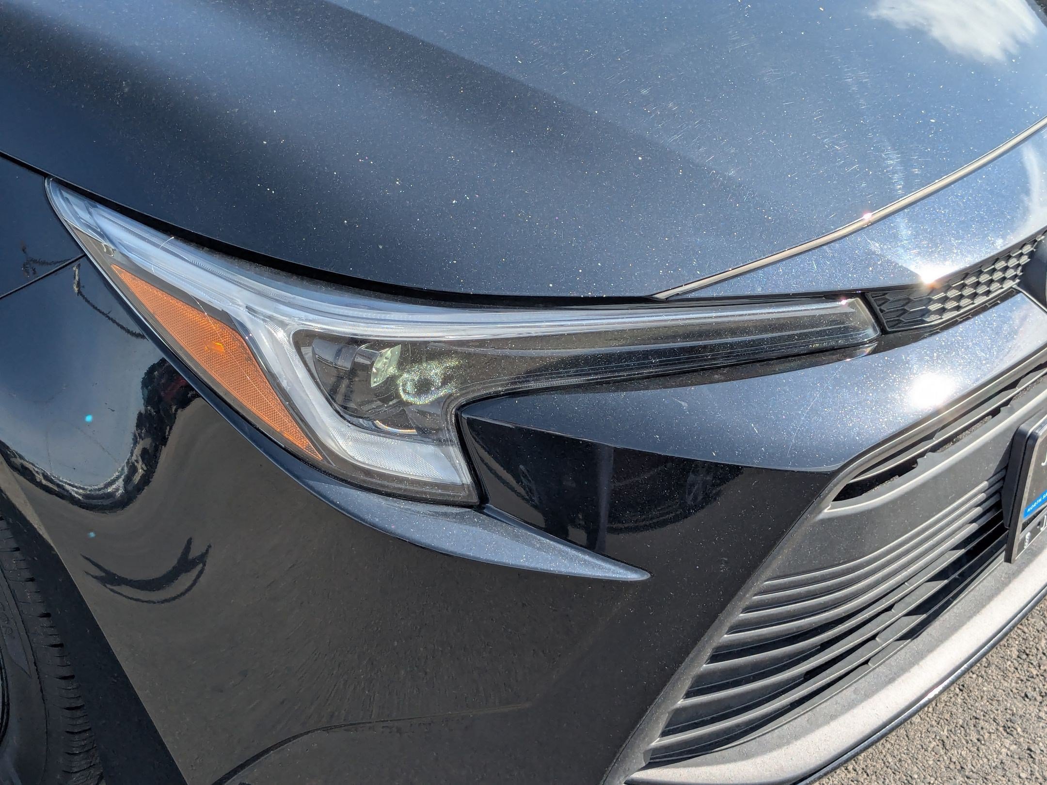 Used 2024 Toyota Corolla LE FWD image 10