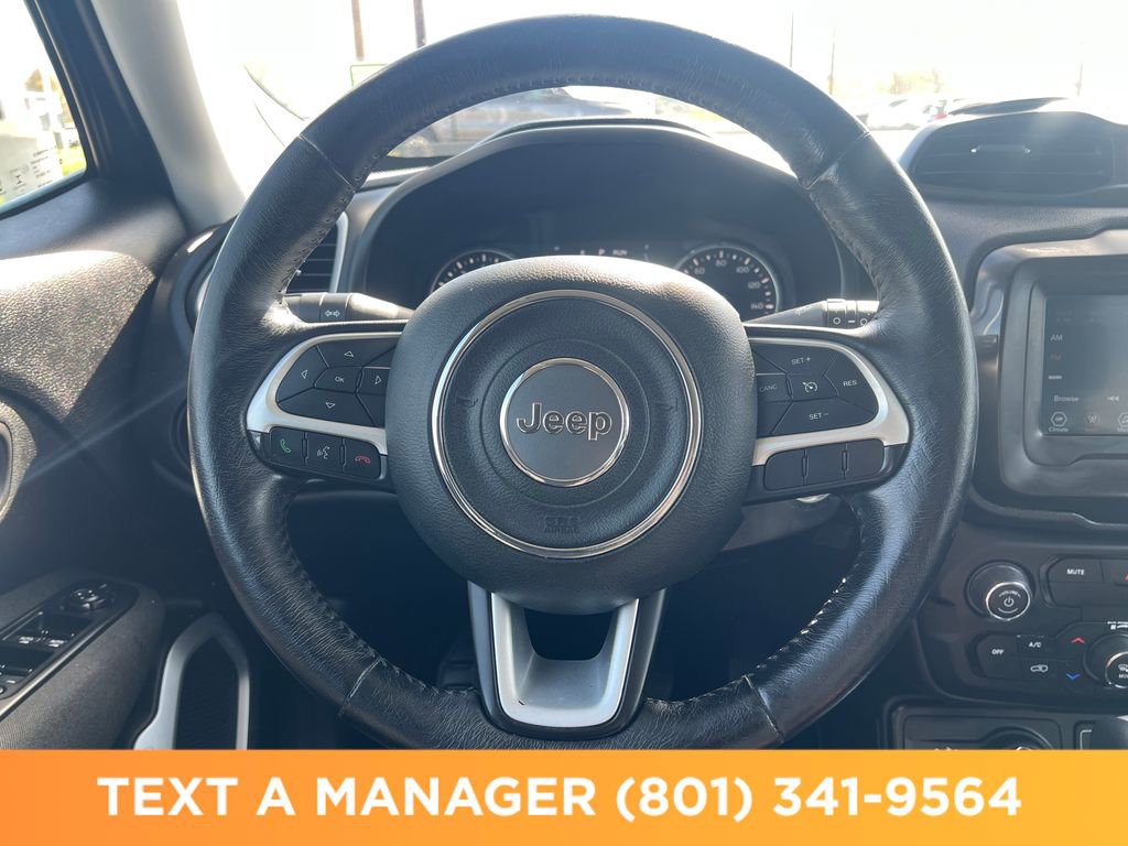 Used 2019 Jeep Renegade Latitude w/ Cold Weather Group image 16