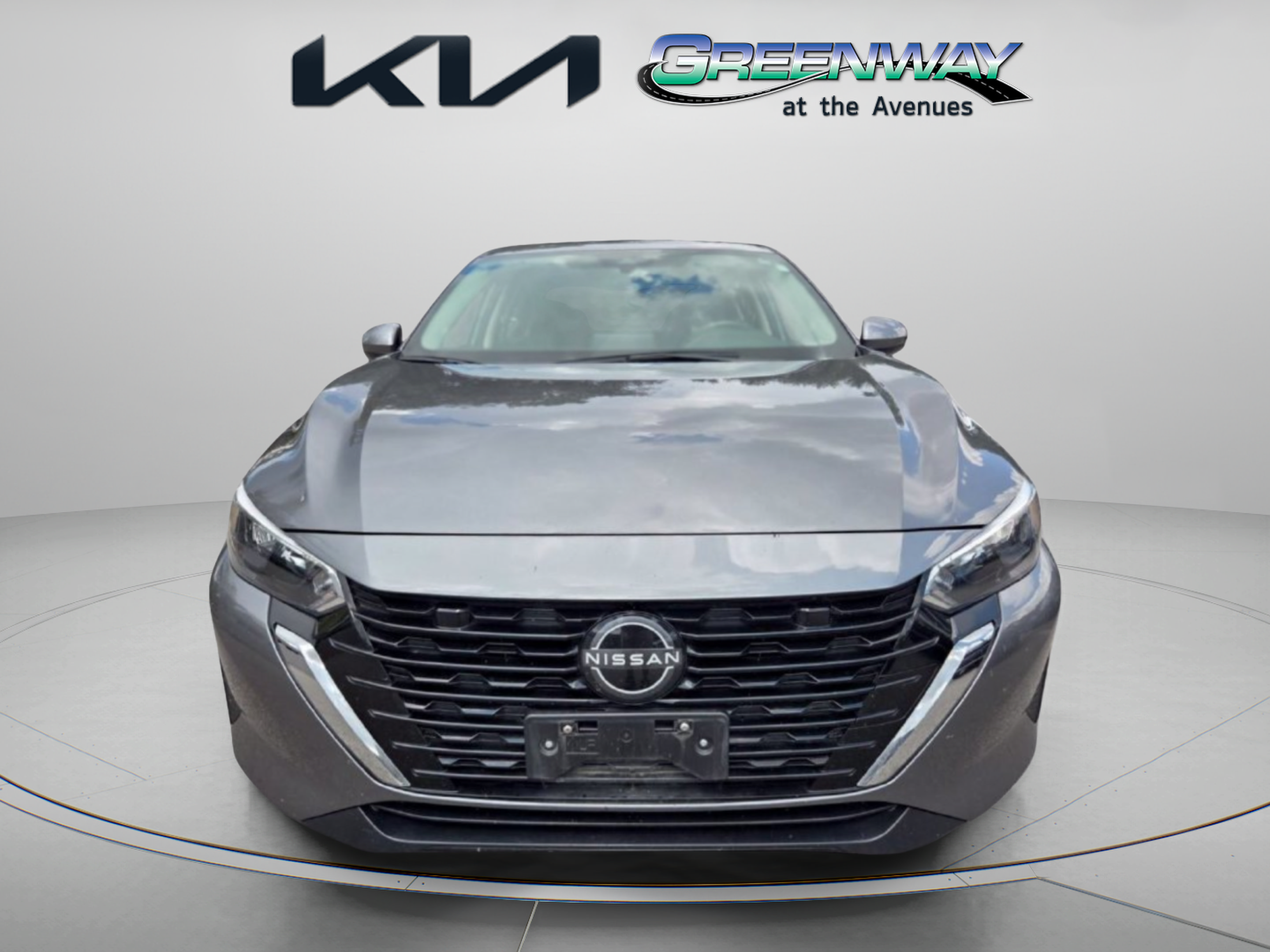Used 2024 Nissan Sentra SV FWD image 2