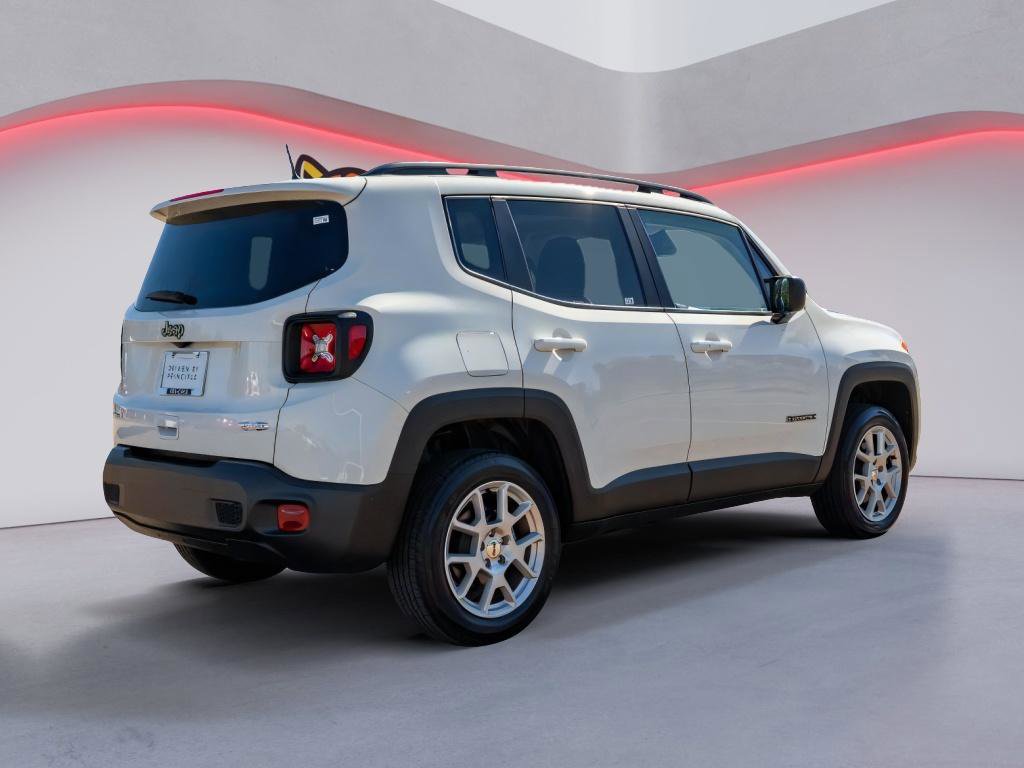 Used 2022 Jeep Renegade Latitude image 5