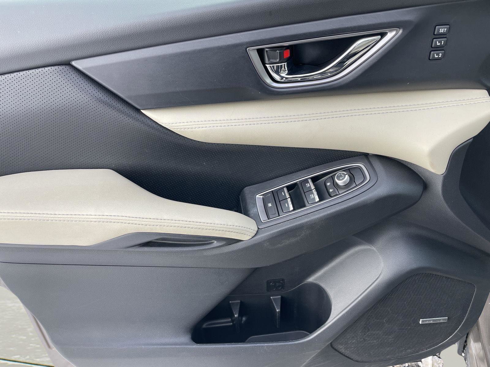 Used 2022 Subaru Ascent Limited w/ Technology Package image 24