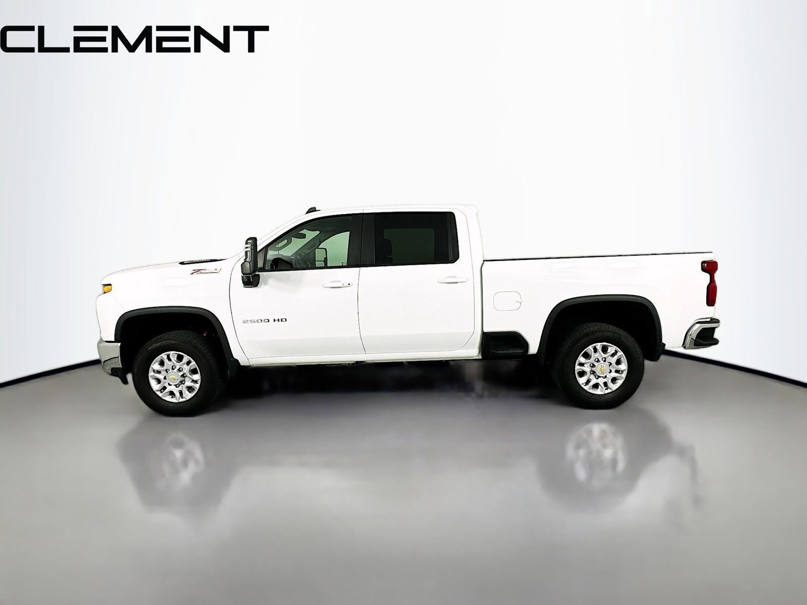 Used 2022 Chevrolet Silverado 2500 LT w/ Convenience Package image 6