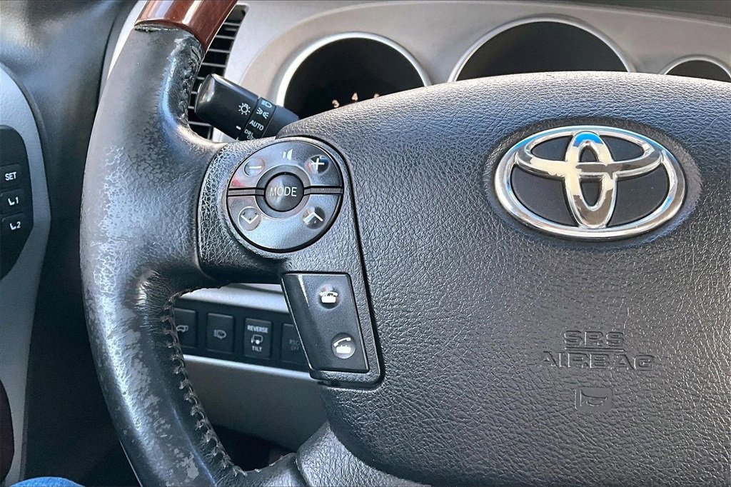 Used 2012 Toyota Sequoia Platinum image 10