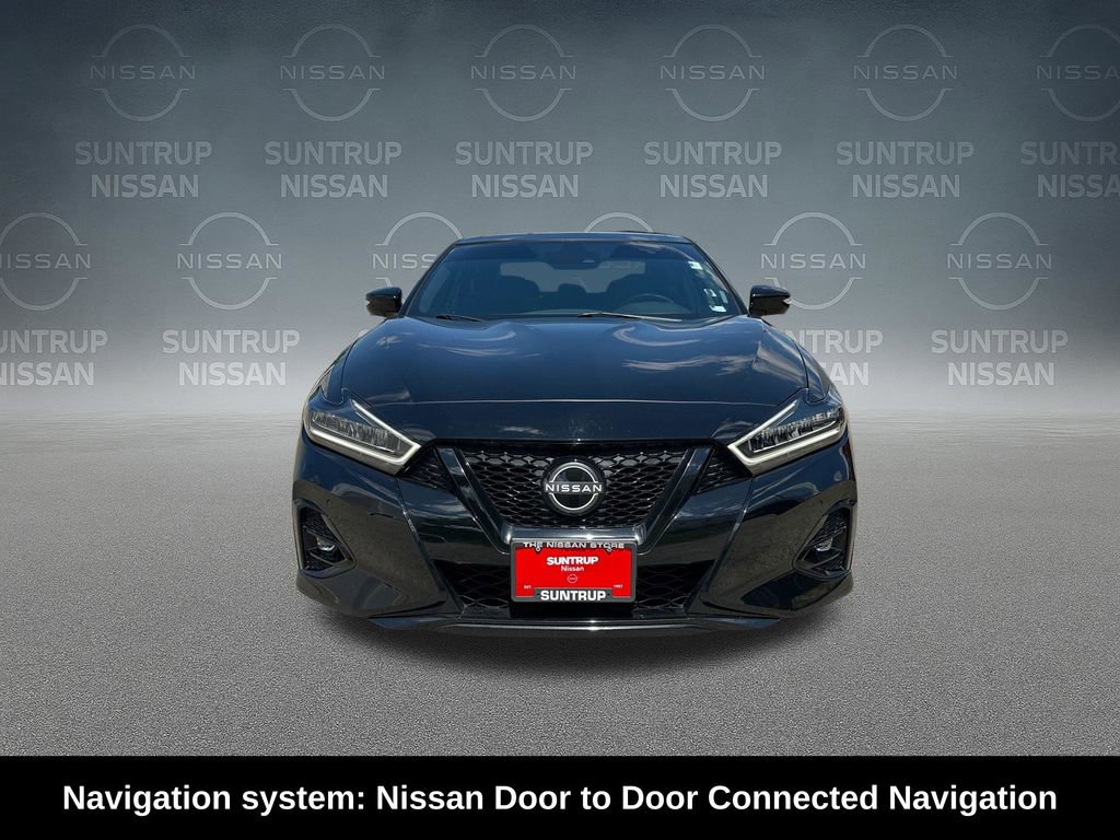 Used 2023 Nissan Maxima SR w/ Sport Mat Group FWD image 10