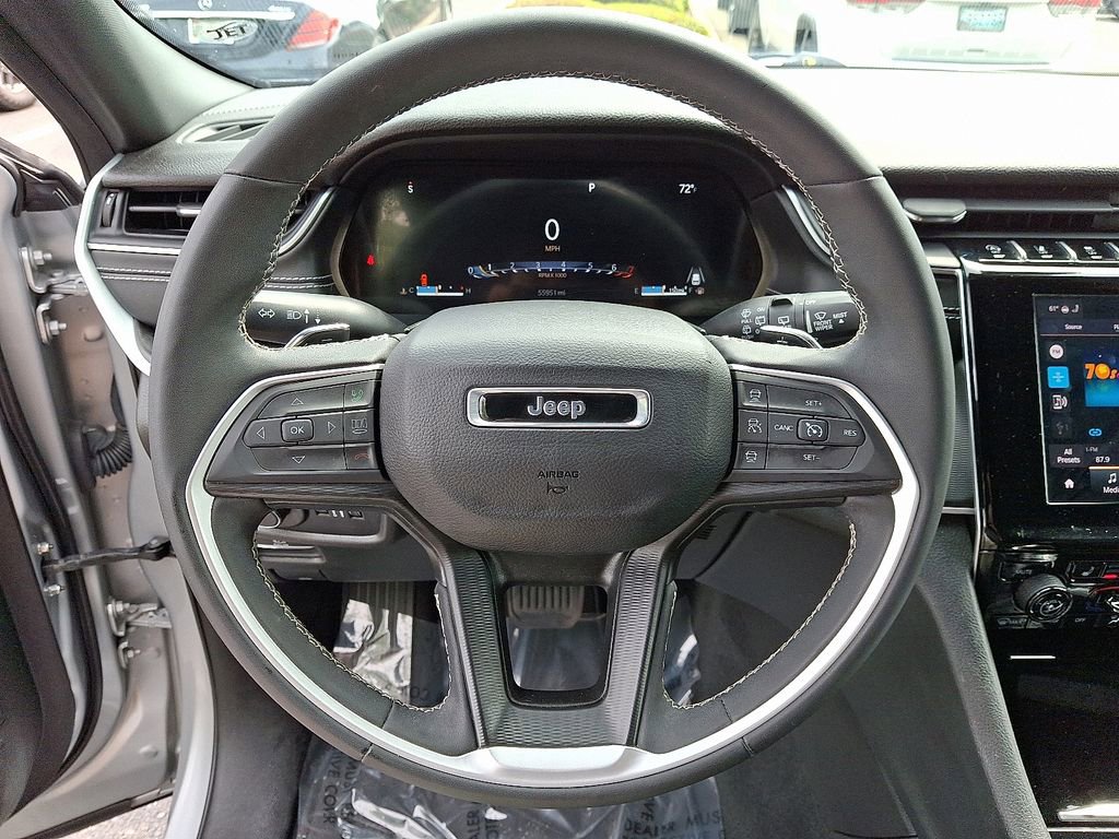 Certified 2024 Jeep Grand Cherokee L Laredo AWD/4WD image 19