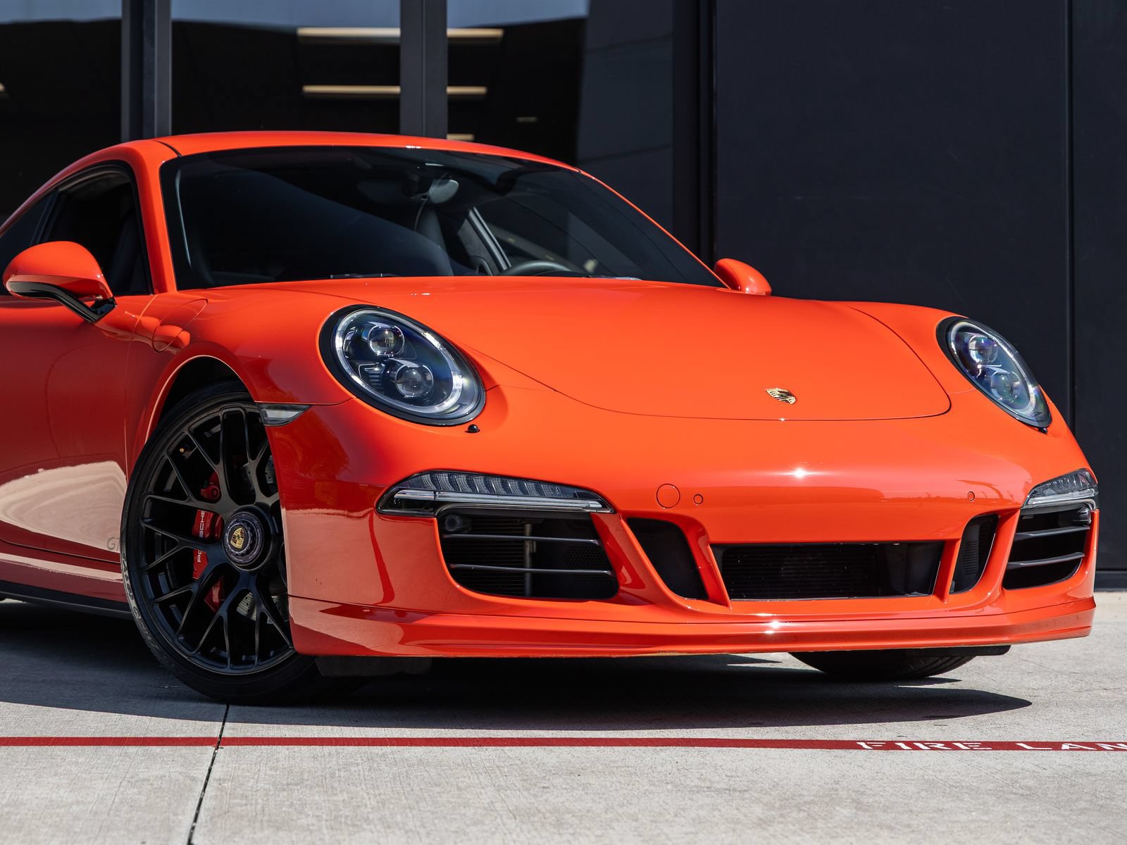 Certified 2016 Porsche 911 Carrera GTS RWD image 10