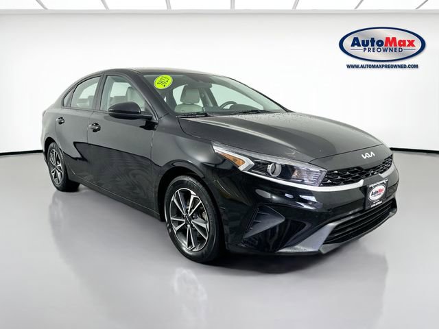 Used 2023 Kia Forte LXS FWD image 1