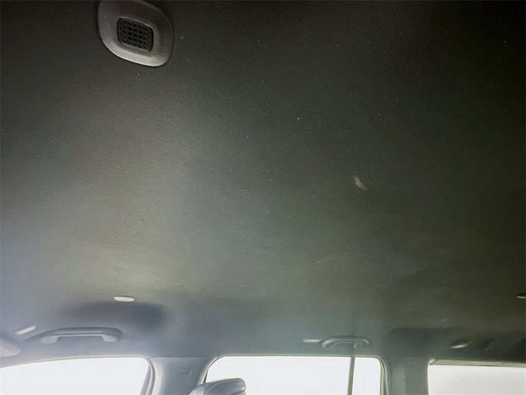 Used 2024 Jeep Wagoneer L Series II w/ Flexible Seating Group image 21