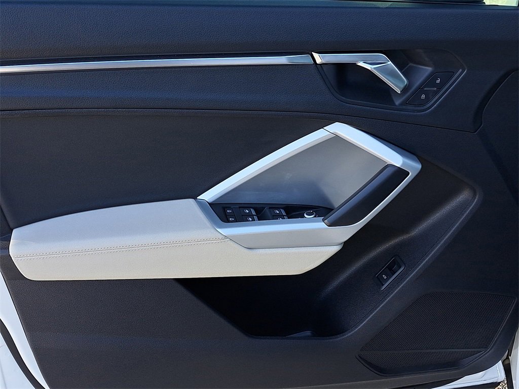 Certified 2021 Audi Q3 2.0T Premium w/ Convenience Package image 20