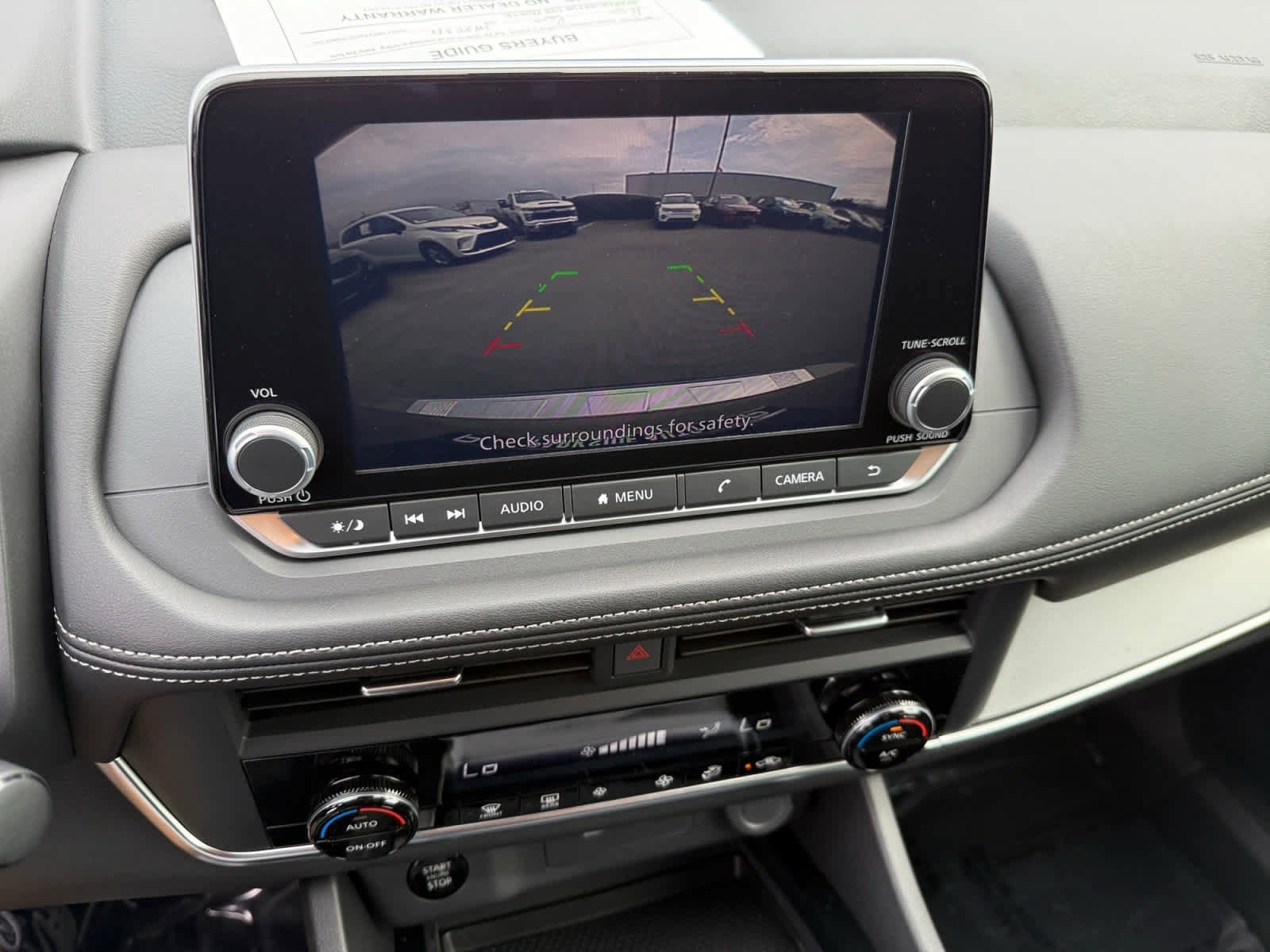 Used 2025 Nissan Rogue SV FWD image 19