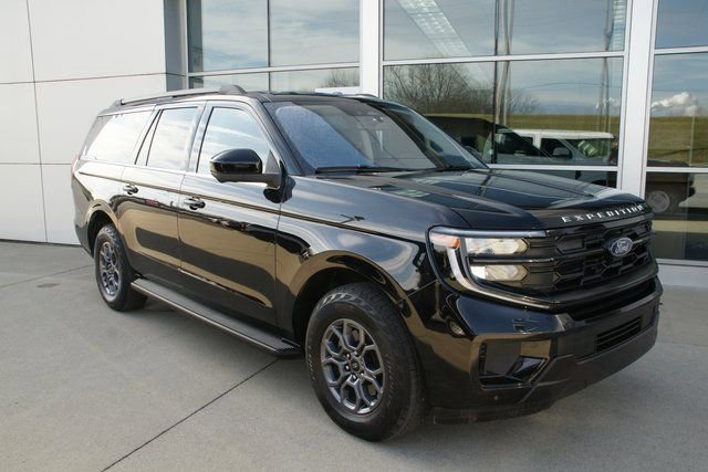 Used 2025 Ford Expedition Max Active image 5