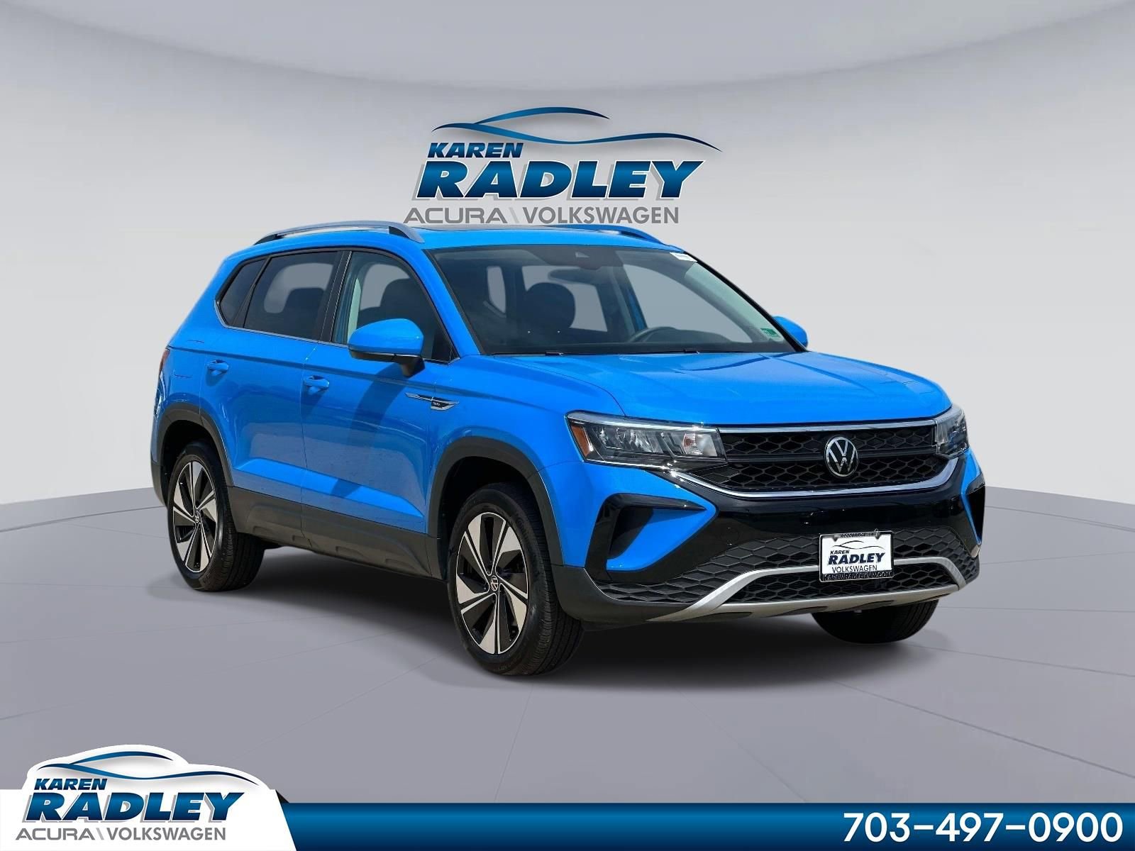 Used 2024 Volkswagen Taos SE image 1