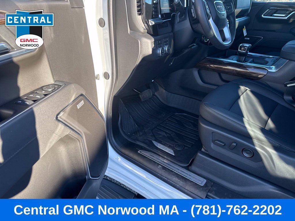 New 2026 GMC Sierra 1500 Elevation w/ Elevation Premium Package AWD/4WD image 13