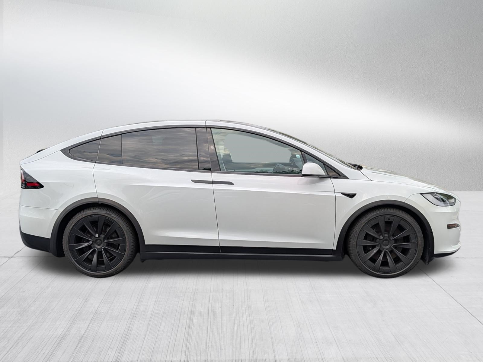 Used 2023 Tesla Model X AWD/4WD image 8