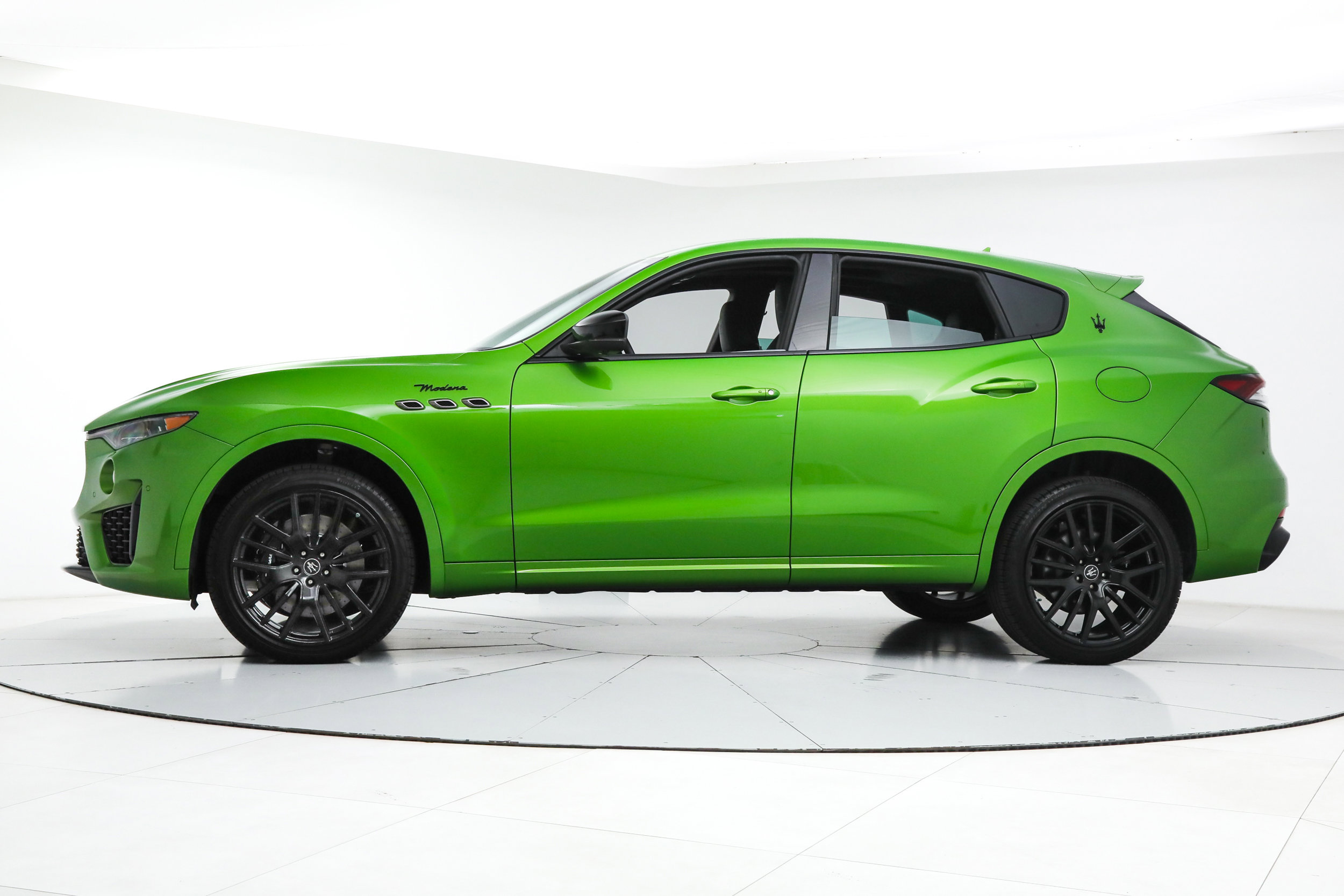 Certified 2023 Maserati Levante Modena AWD/4WD image 2