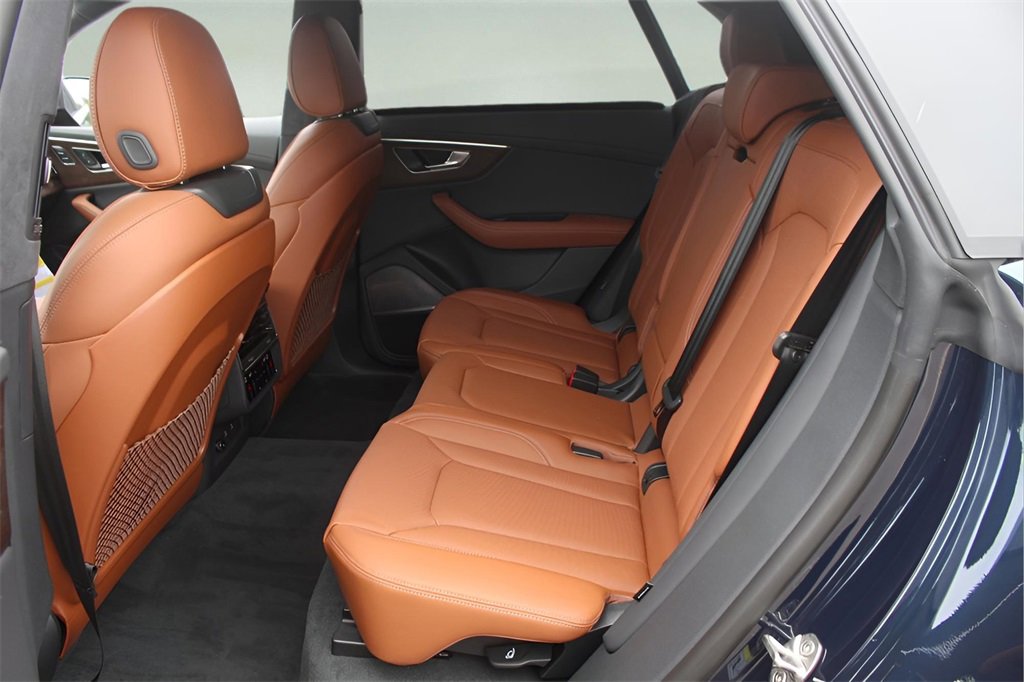 New 2025 Audi Q8 Prestige image 13