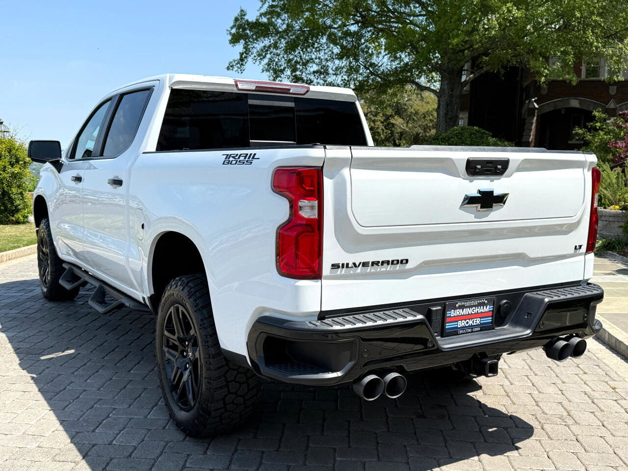 Used 2022 Chevrolet Silverado 1500 LT Trail Boss w/ LT Trail Boss Premium Package image 12