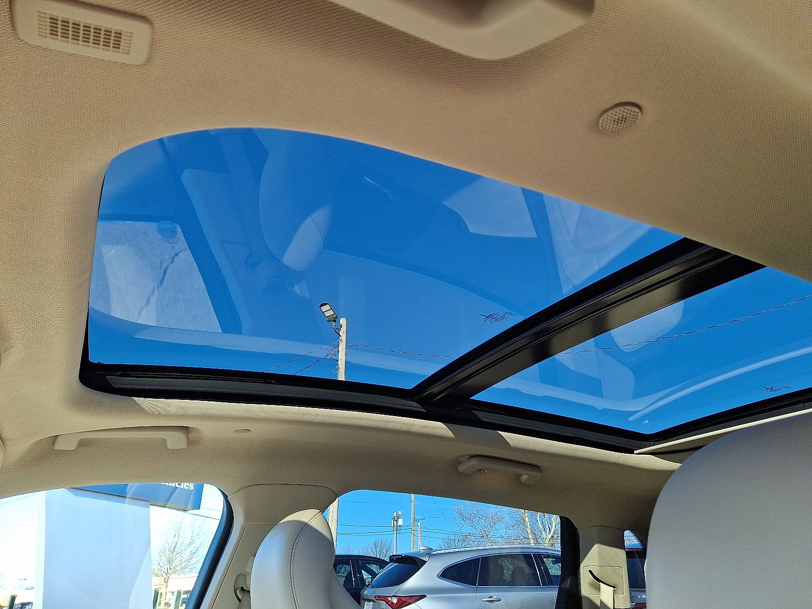 Used 2019 Lincoln Nautilus Select image 14