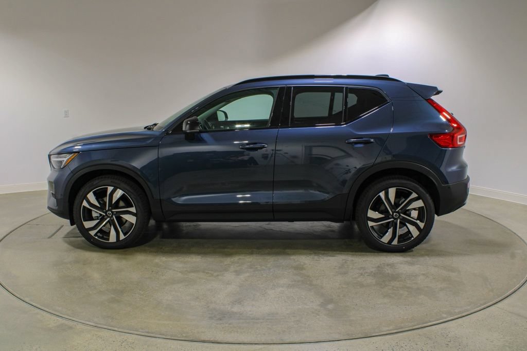 New 2026 Volvo XC40 B5 Ultra w/ Protection Package Premier AWD/4WD image 2
