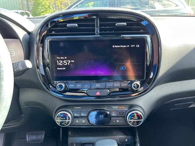 Used 2023 Kia Soul EX image 25