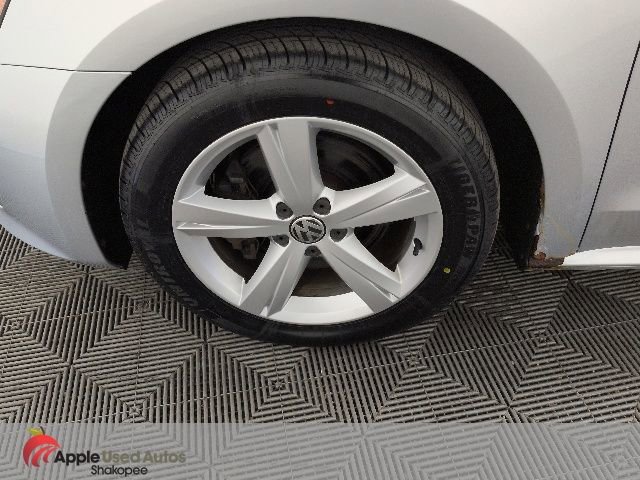 Used 2013 Volkswagen Passat 2.5 SE FWD image 39